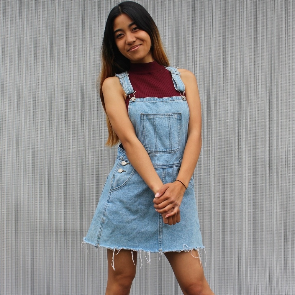 BRANDY💟MELVILLE OVERALL DRESS🌻